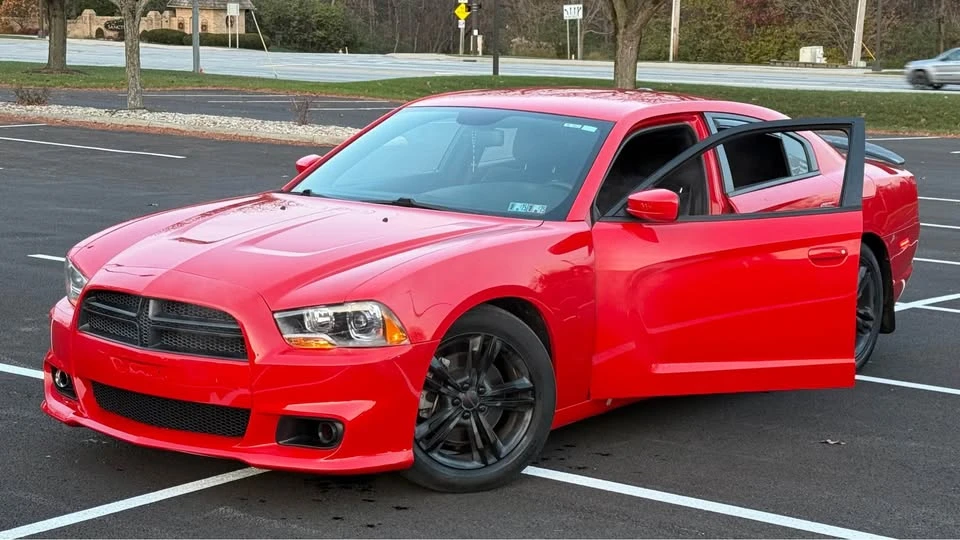 2014 Dodge Charger 7th Gen - Image 2 of 16