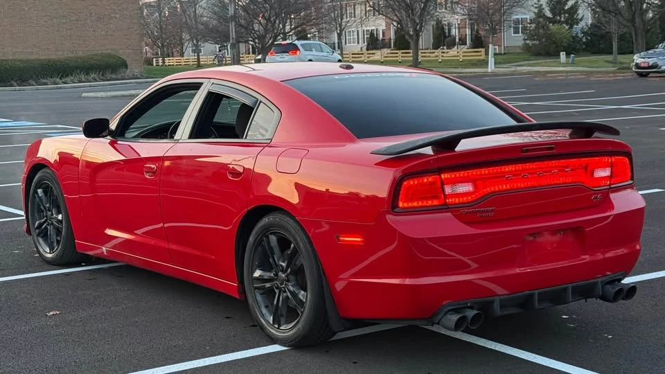 2014 Dodge Charger 7th Gen - Image 6 of 16