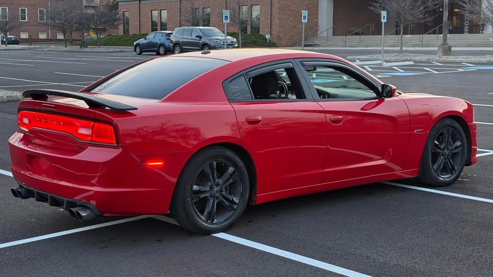 2014 Dodge Charger 7th Gen - Image 8 of 16