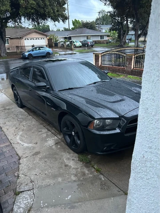 2014 Dodge Charger 7th Gen - Image 4 of 10