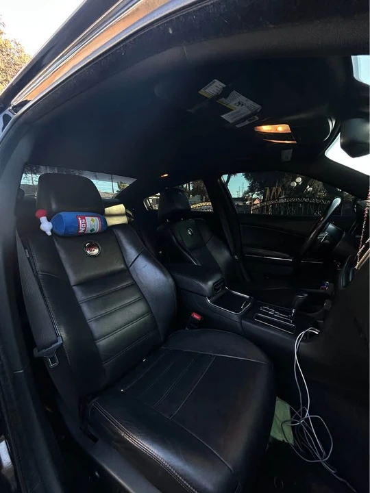 2014 Dodge Charger 7th Gen - Image 6 of 8