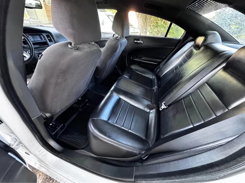 2014 Dodge Charger 7th Gen - Image 2 of 14