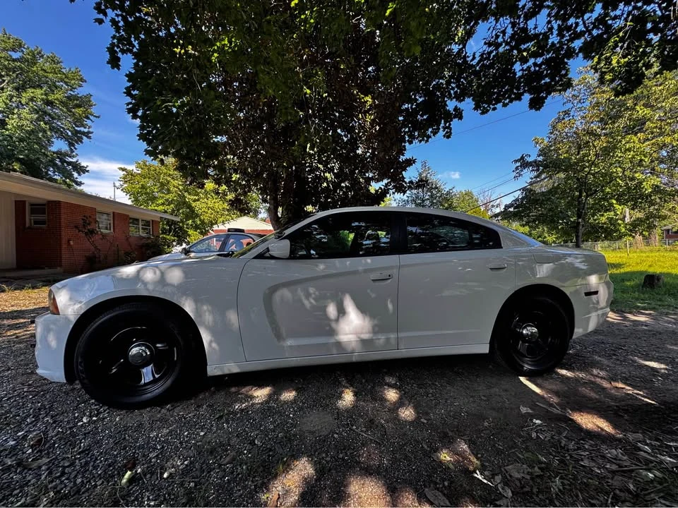2014 Dodge Charger 7th Gen - Image 8 of 14