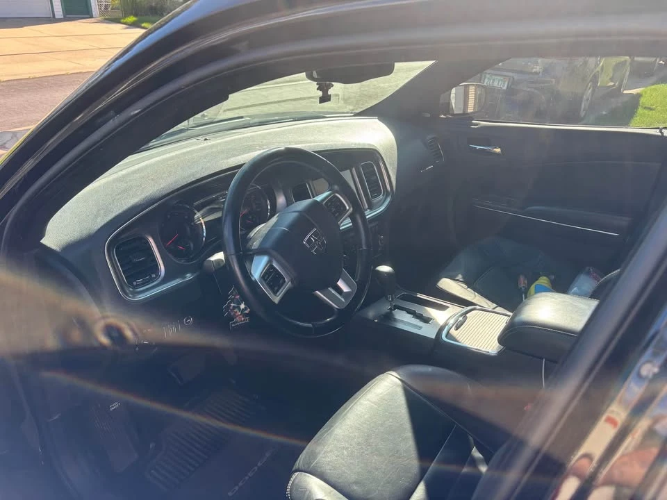 2014 Dodge Charger 6th Gen - Image 6 of 8
