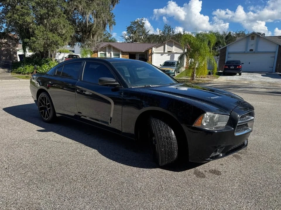 2014 Dodge Charger 7th Gen - Image 5 of 12