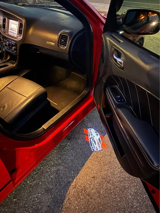 2014 Dodge Charger 7th Gen - Image 8 of 17
