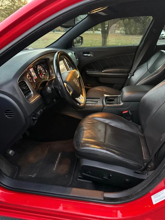 2014 Dodge Charger 7th Gen - Image 7 of 17