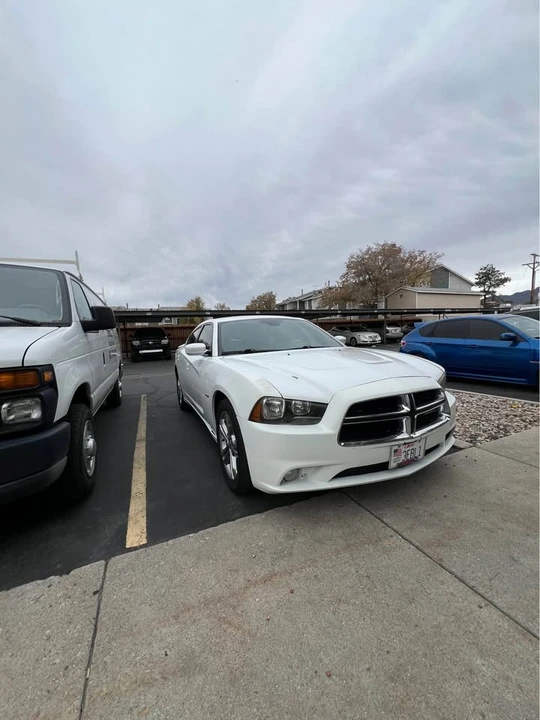 2014 Dodge Charger 6th Gen - Image 2 of 16