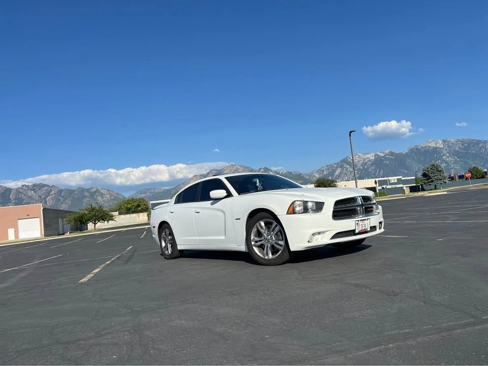 2014 Dodge Charger 6th Gen - Image 13 of 16