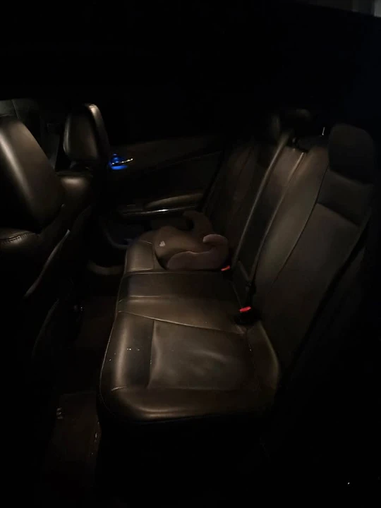 2014 Dodge Charger 6th Gen - Image 6 of 8