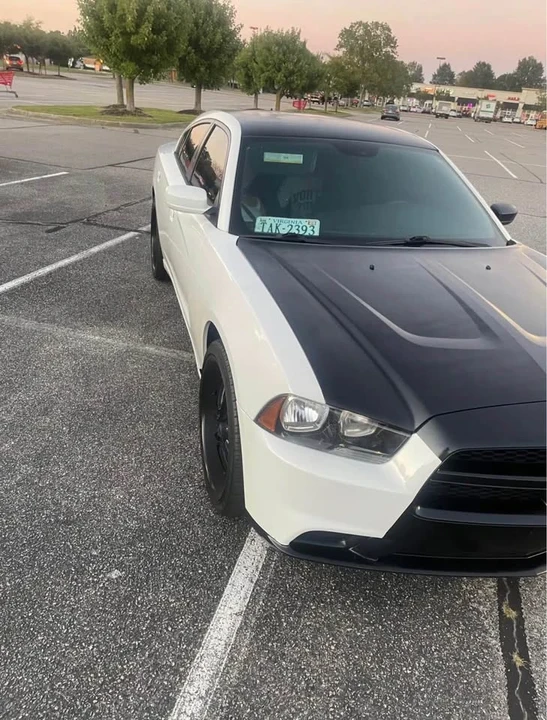 2014 Dodge Charger 6th Gen - Image 4 of 4