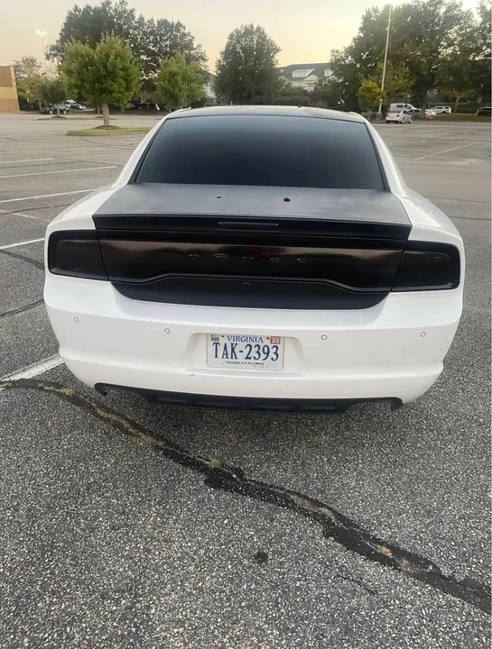2014 Dodge Charger 6th Gen - Image 2 of 4