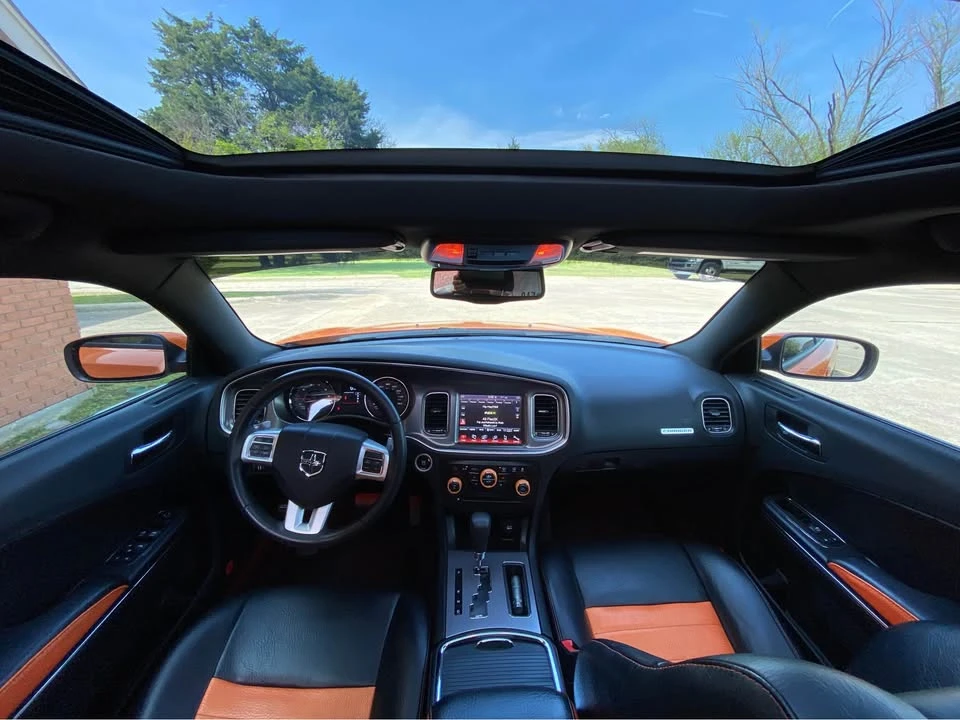 2014 Dodge Charger 7th Gen - Image 14 of 18