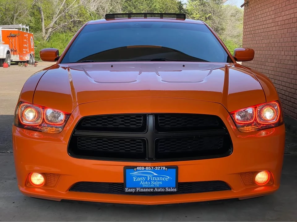 2014 Dodge Charger 7th Gen - Image 2 of 18