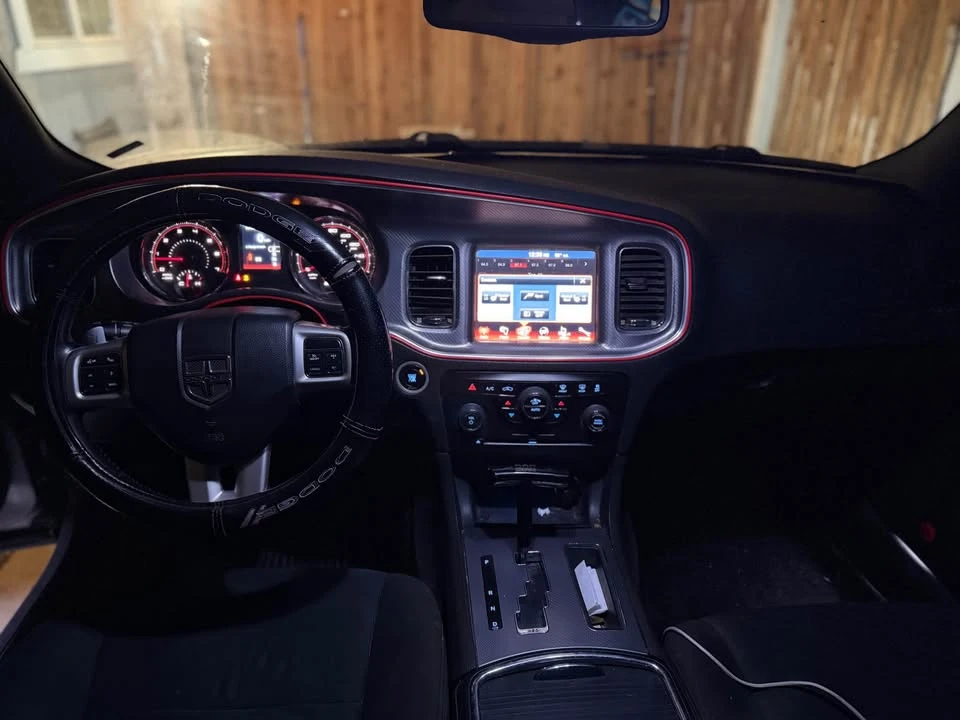 2014 Dodge Charger 6th Gen - Image 5 of 6