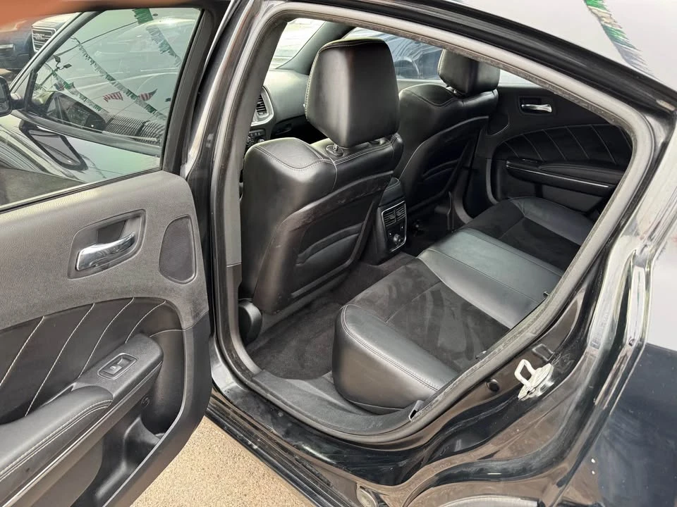 2014 Dodge Charger 7th Gen - Image 7 of 9