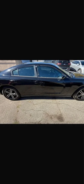 2014 Dodge Charger 7th Gen - Image 5 of 17