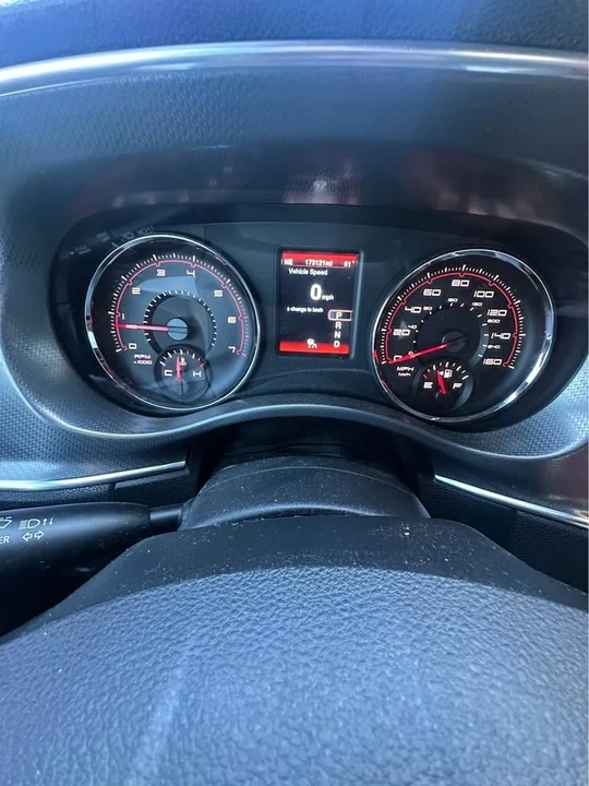 2014 Dodge Charger 7th Gen - Image 13 of 16