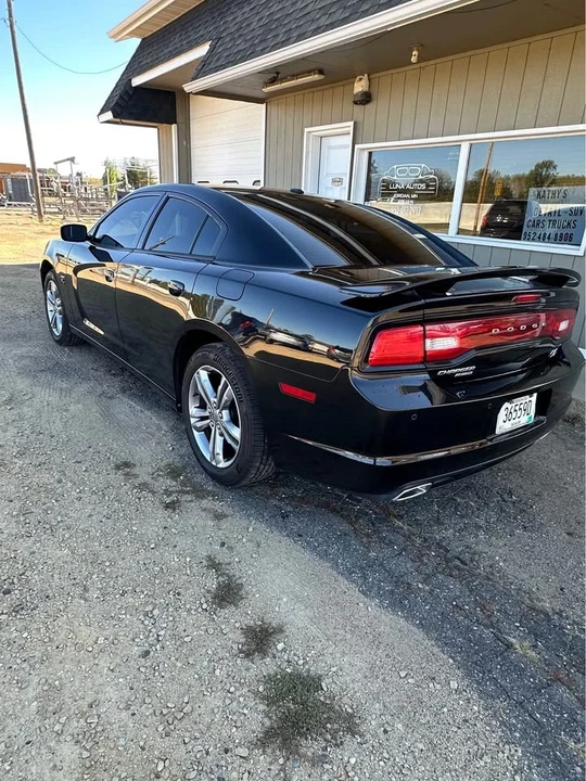 2014 Dodge Charger 7th Gen - Image 4 of 16