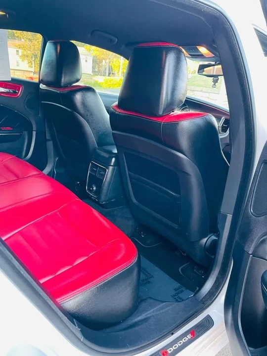 2014 Dodge Charger 6th Gen - Image 14 of 17