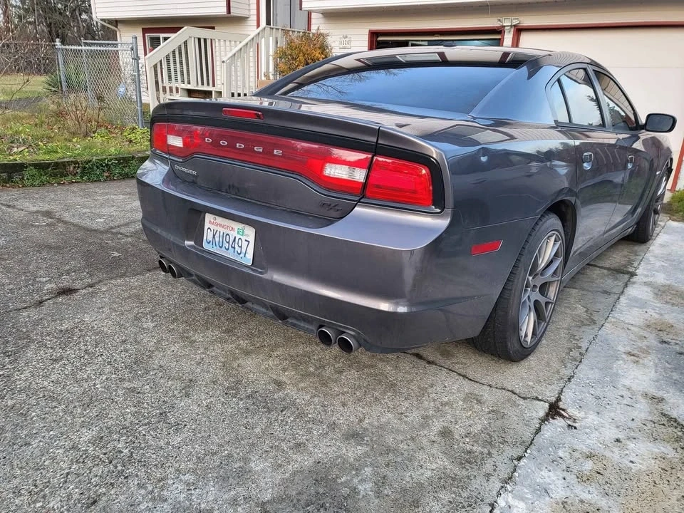 2014 Dodge Charger 7th Gen - Image 2 of 5
