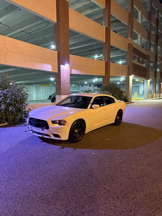 2014 Dodge Charger 7th Gen - Image 3 of 13