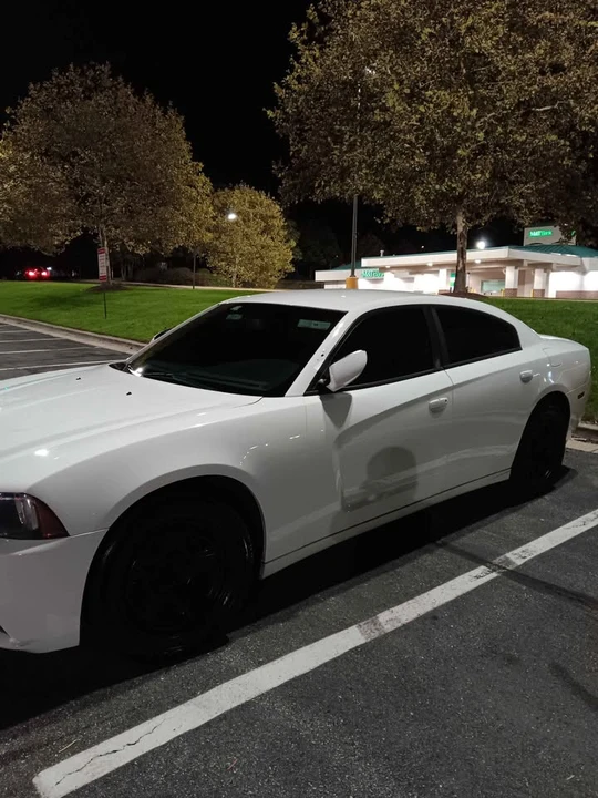 2014 Dodge Charger 7th Gen - Image 11 of 17