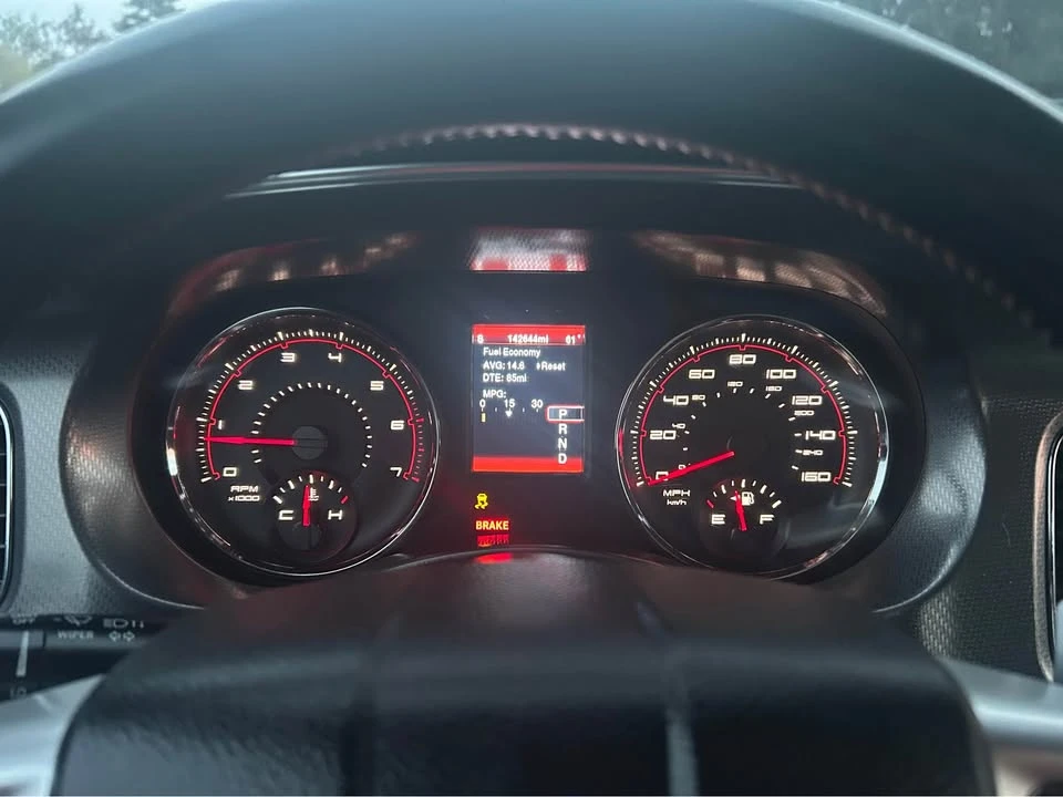 2014 Dodge Charger 6th Gen - Image 9 of 13
