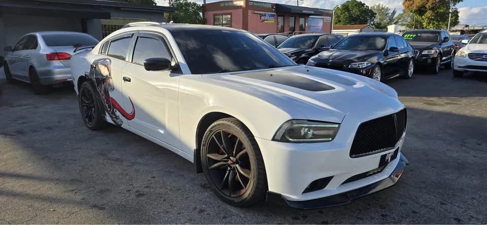 2014 Dodge Charger 7th Gen - Image 8 of 19