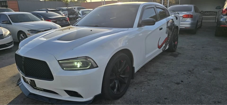 2014 Dodge Charger 7th Gen - Image 6 of 19