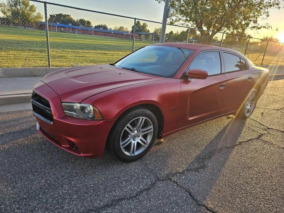 2014 Dodge Charger 7th Gen - Image 2 of 11