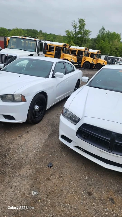 2014 Dodge Charger 7th Gen - Image 2 of 19