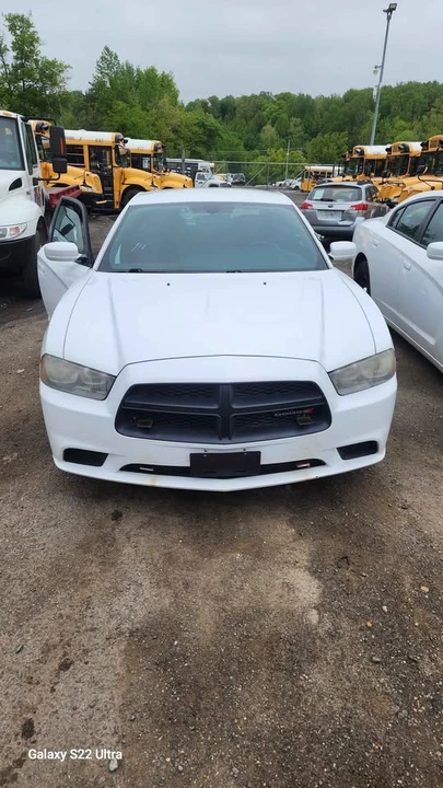 2014 Dodge Charger 7th Gen - Image 18 of 19