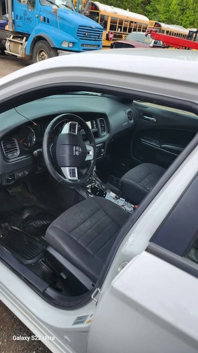 2014 Dodge Charger 7th Gen - Image 11 of 19