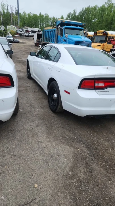 2014 Dodge Charger 7th Gen - Image 4 of 19