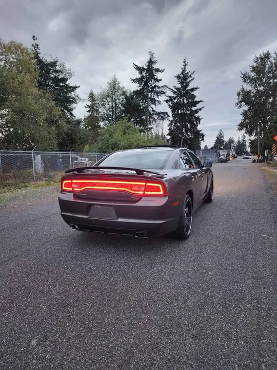 2014 Dodge Charger 6th Gen - Image 6 of 19
