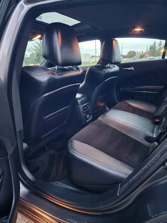 2014 Dodge Charger 6th Gen - Image 11 of 19