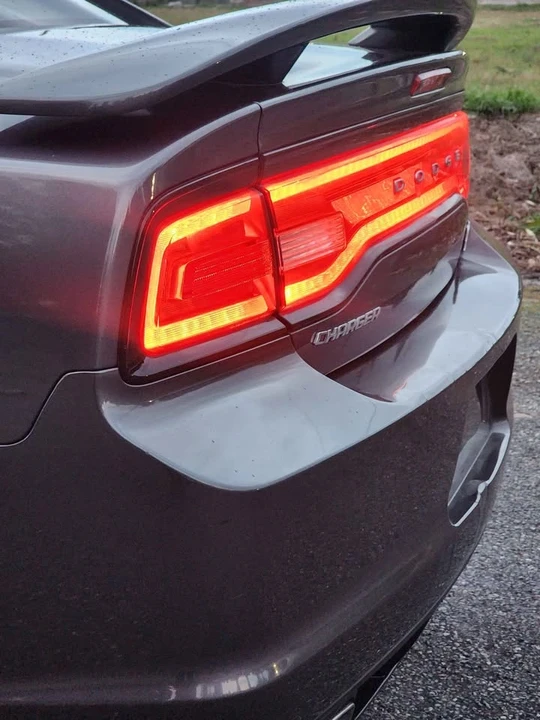 2014 Dodge Charger 6th Gen - Image 8 of 19