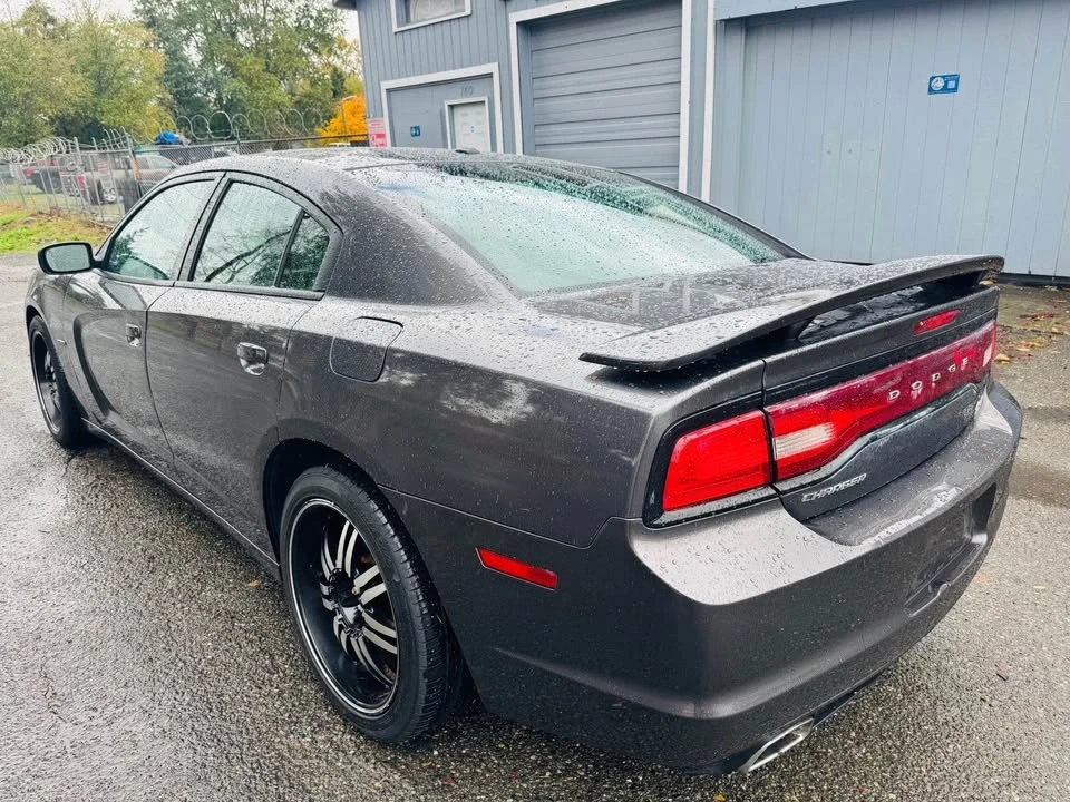 2014 Dodge Charger 6th Gen - Image 3 of 17