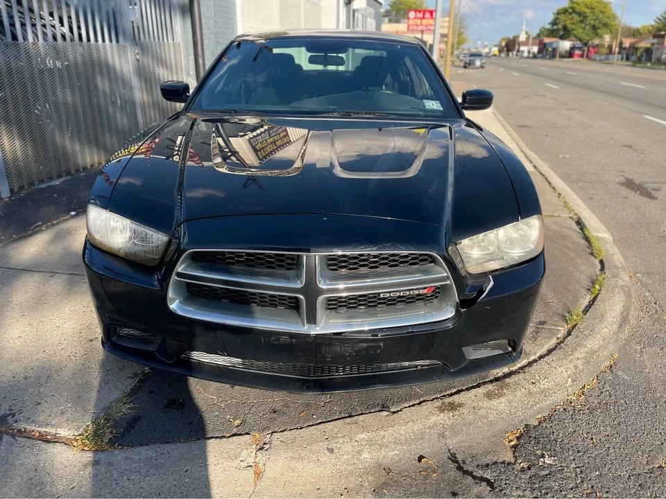 2014 Dodge Charger 7th Gen - Image 2 of 10