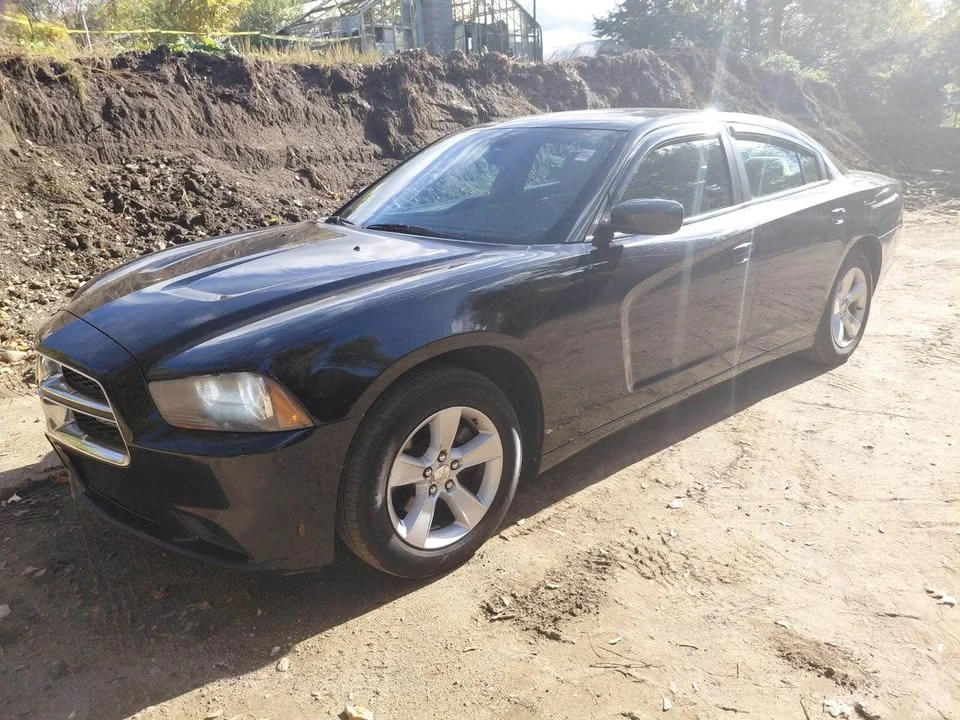 2014 Dodge Charger 6th Gen - Image 4 of 14