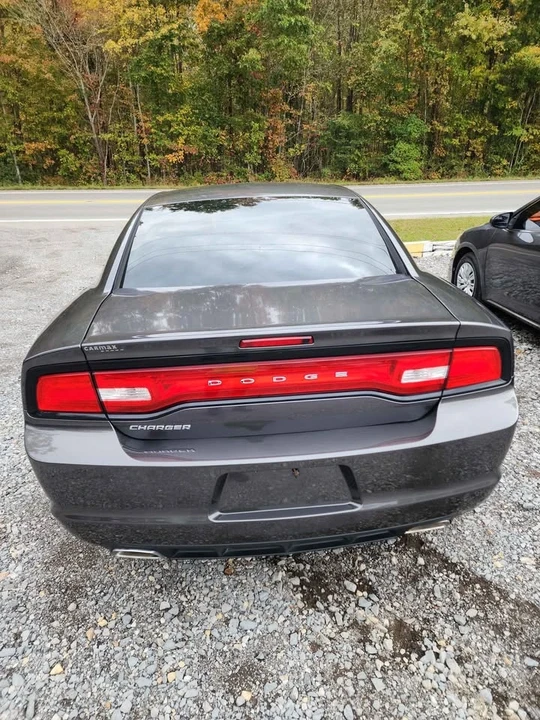 2014 Dodge Charger 7th Gen - Image 4 of 7