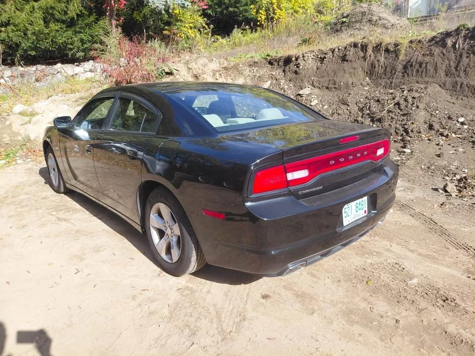 2014 Dodge Charger 6th Gen - Image 8 of 14
