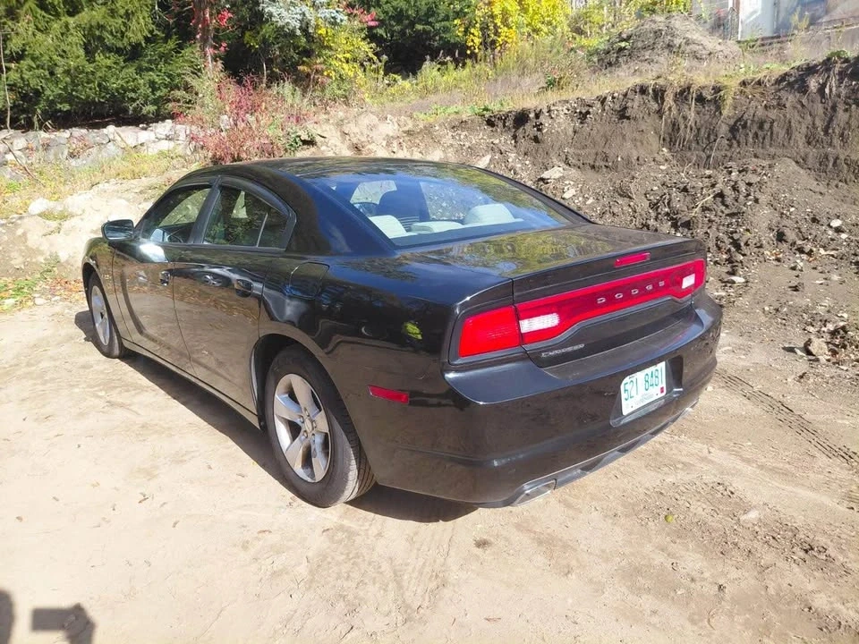 2014 Dodge Charger 6th Gen - Image 2 of 14