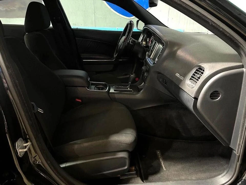2014 Dodge Charger 6th Gen - Image 2 of 4