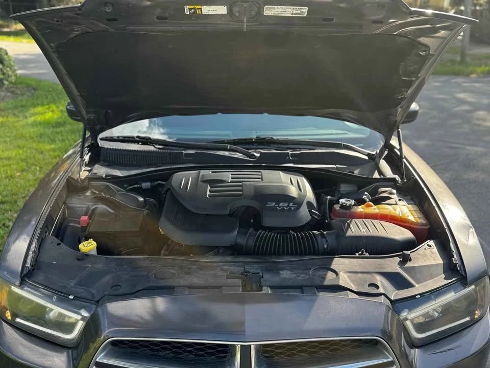 2014 Dodge Charger 7th Gen - Image 13 of 17