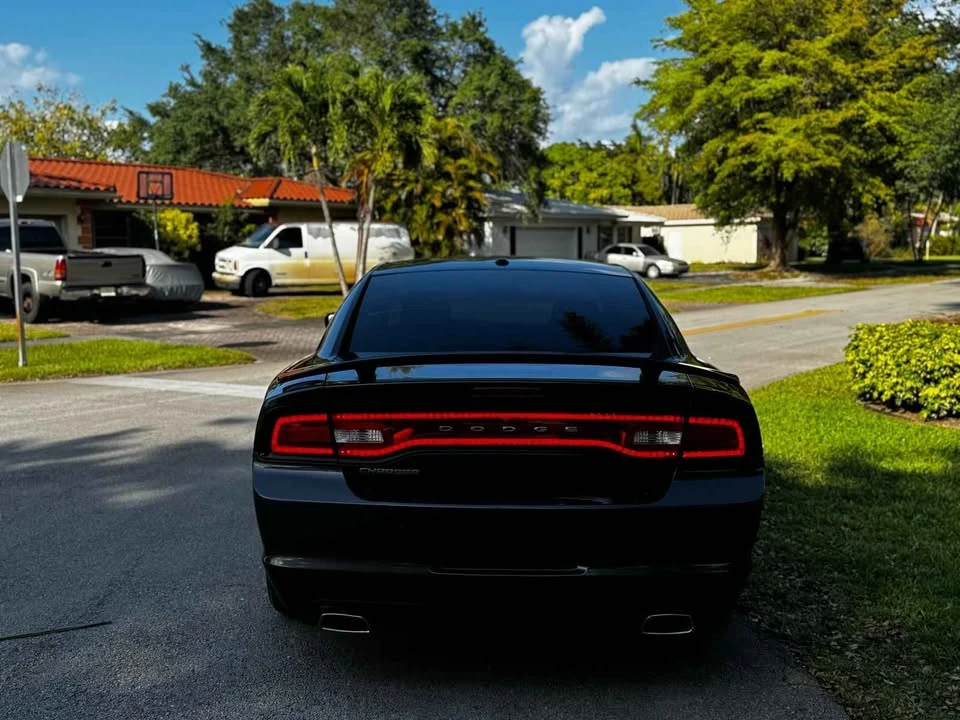 2014 Dodge Charger 7th Gen - Image 4 of 17