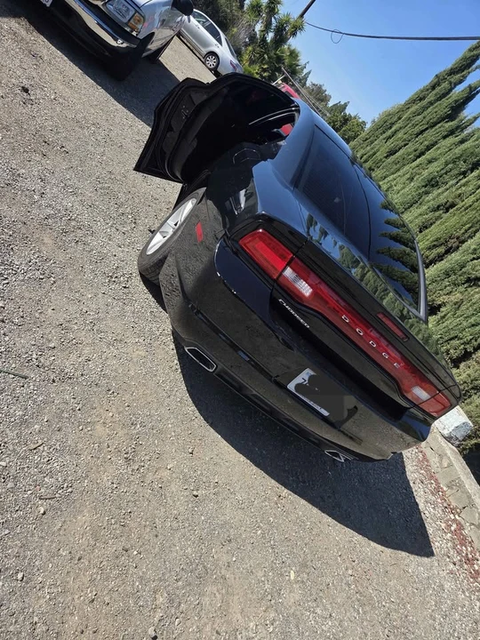 2014 Dodge Charger 7th Gen - Image 2 of 3