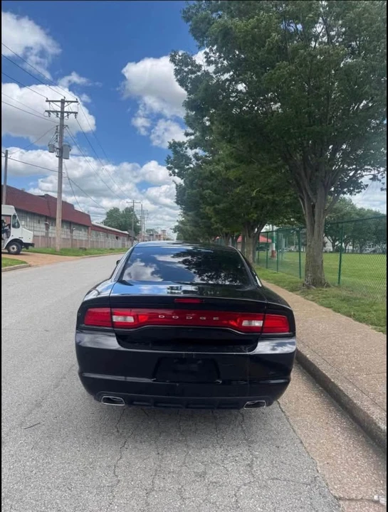 2014 Dodge Charger 7th Gen - Image 5 of 17