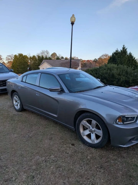 2014 Dodge Charger 6th Gen - Image 2 of 6